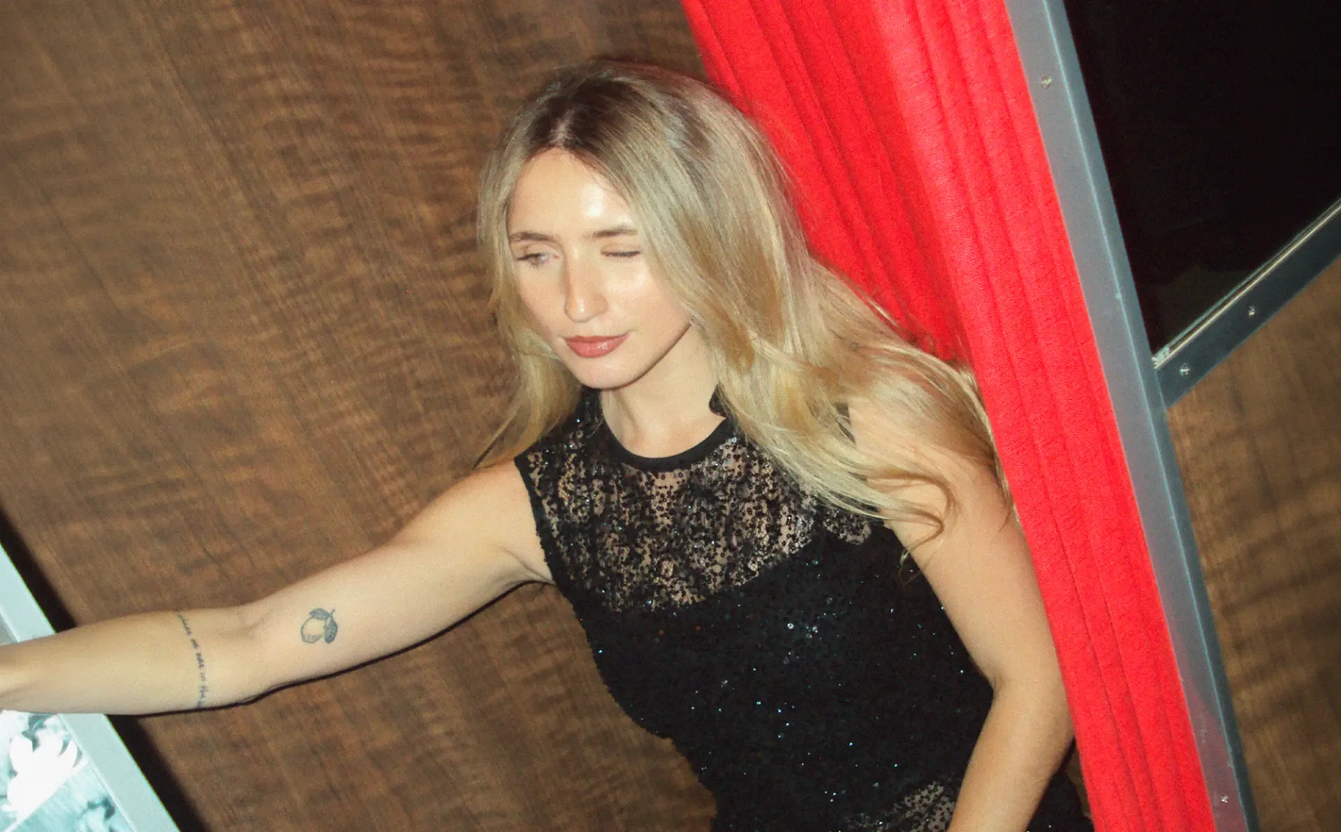Rent the Runway — Social Channels